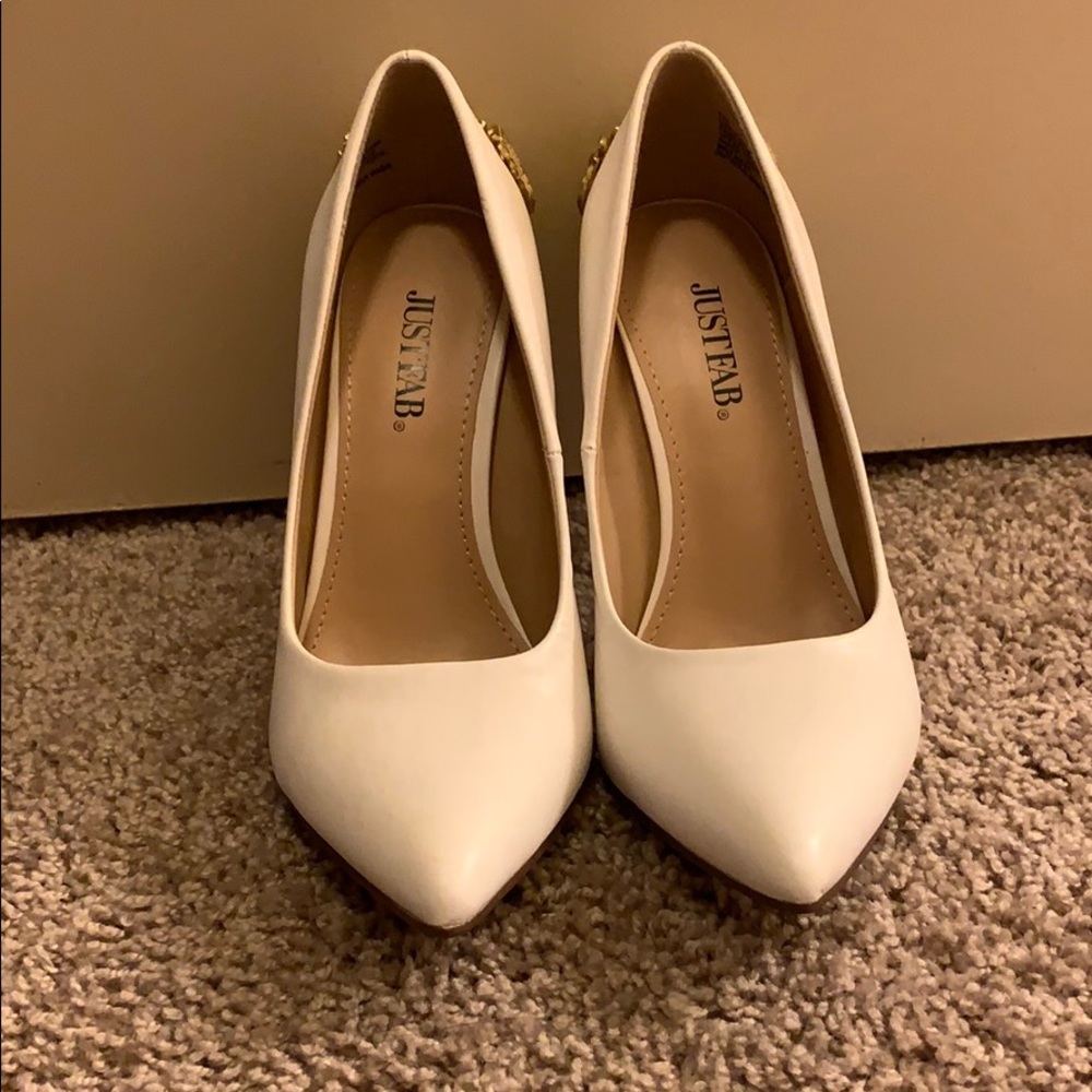 Heels - Picture 5 of 6